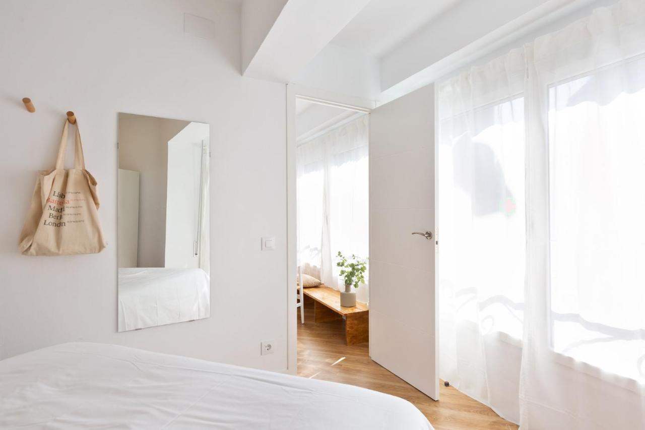 Wow Apartments By Olala Homes L'Hospitalet de Llobregat Exterior photo